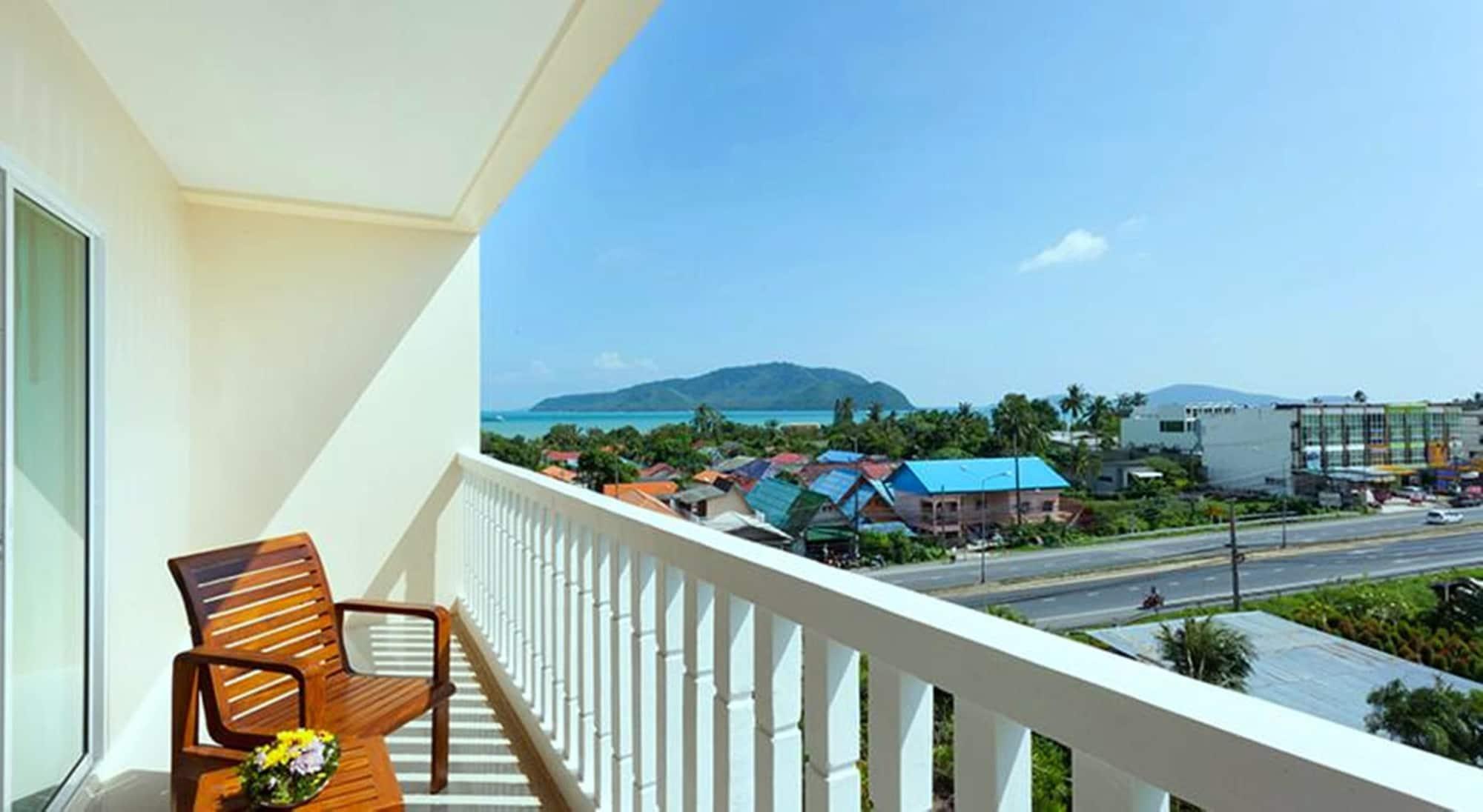 Rawai Princess Hotel Exterior photo