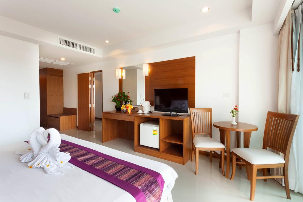 Rawai Princess Hotel Room photo