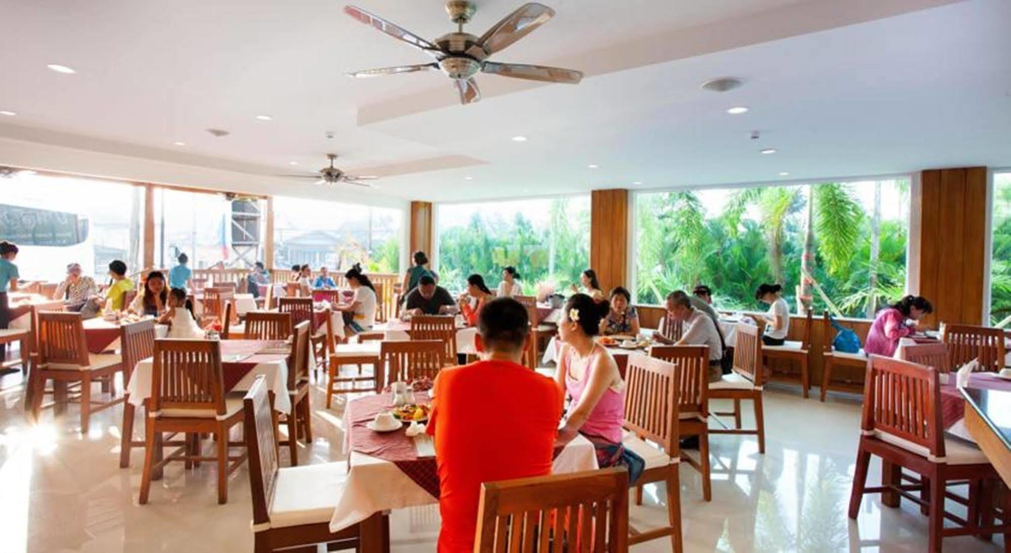 Rawai Princess Hotel Exterior photo